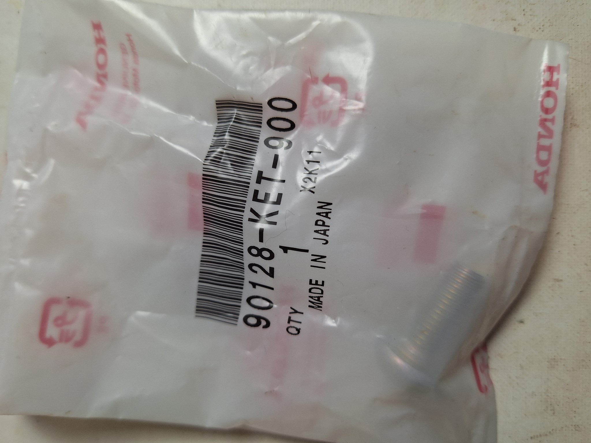 Picture of BOLT,SOCKET 8X22  90128-KET-900  